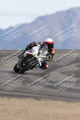 media/Nov-16-2025-Race Pace (Sun) [[8c5fa54630]]/Verified Riders/8-Turn 12 (120pm)/